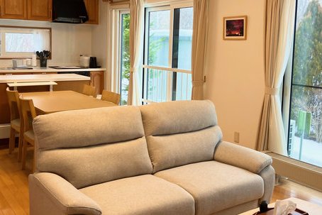 farm stay Hokkaido – Royal City Shikabe Resort Blue-and-White Flycatcher in Shikabe, Hokkaido