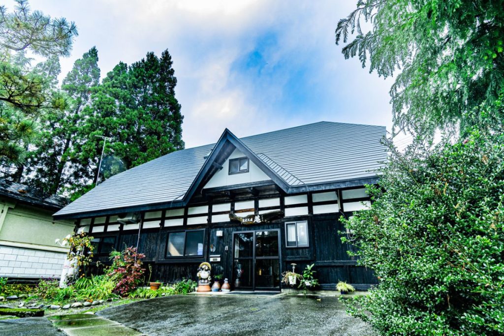 Iori Farmstay, a rice farm stay in a private kominka near Kakunodate, Akita
